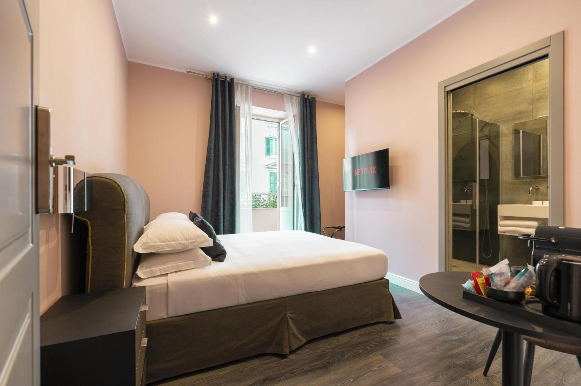 My Rooms In Vatican City — Photos 2